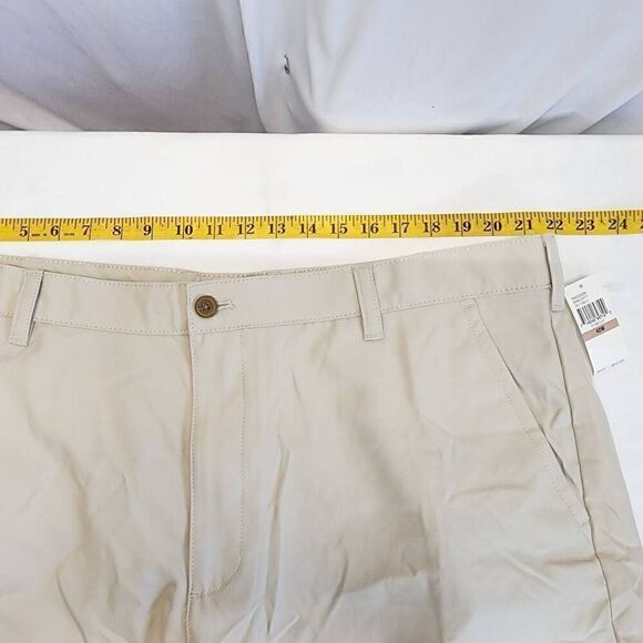 IZOD Men's Straight-Fit Stretch Golf Shorts Size 42 F13 - Picture 3 of 7